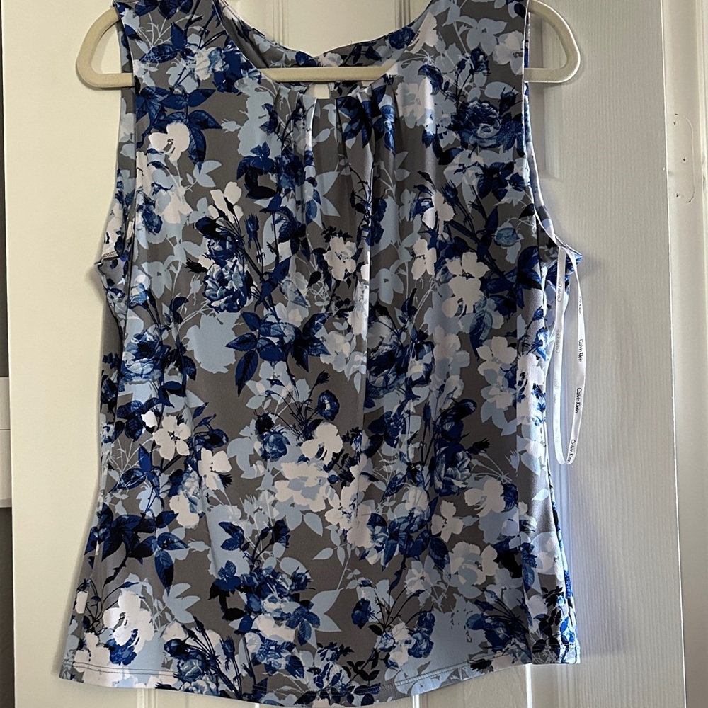 XL Calvin Klein Blue and Gray Floral Blouse